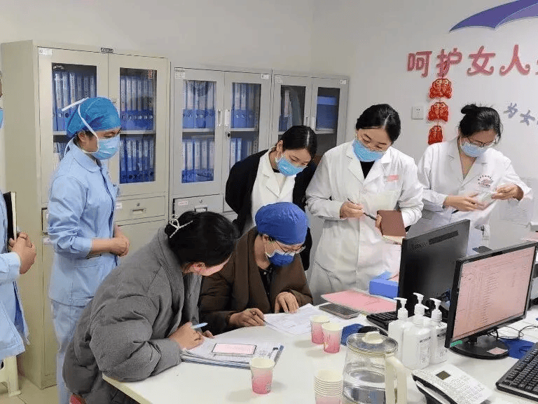 JJB- 瓦伦西亚迎足总杯关键赛；集结日更衣室发声；引发热议；医务组通报恢复