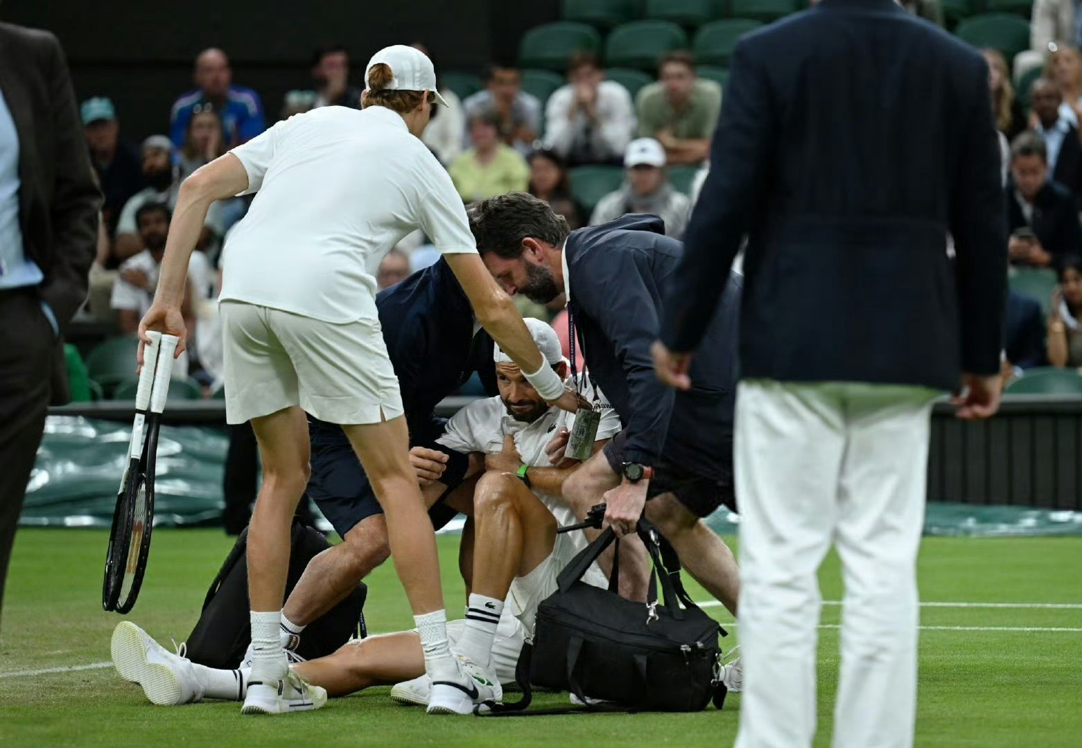 JJB- 暗示不和?纳达尔称与许多球员关系亲密 唯 